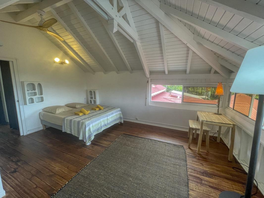 32.Location villa piscine vue mer Saint François  Guadeloupe_Chambre 2 Etage